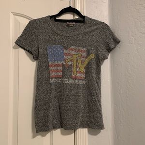 MTV graphic tee